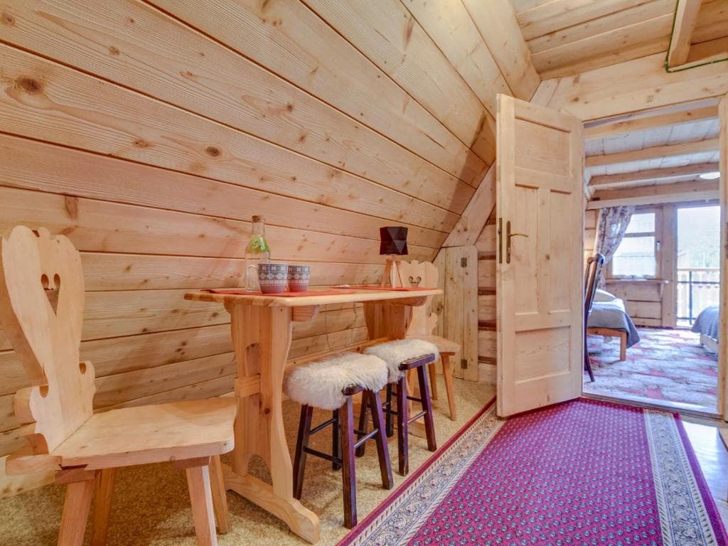 Vika Home · 8